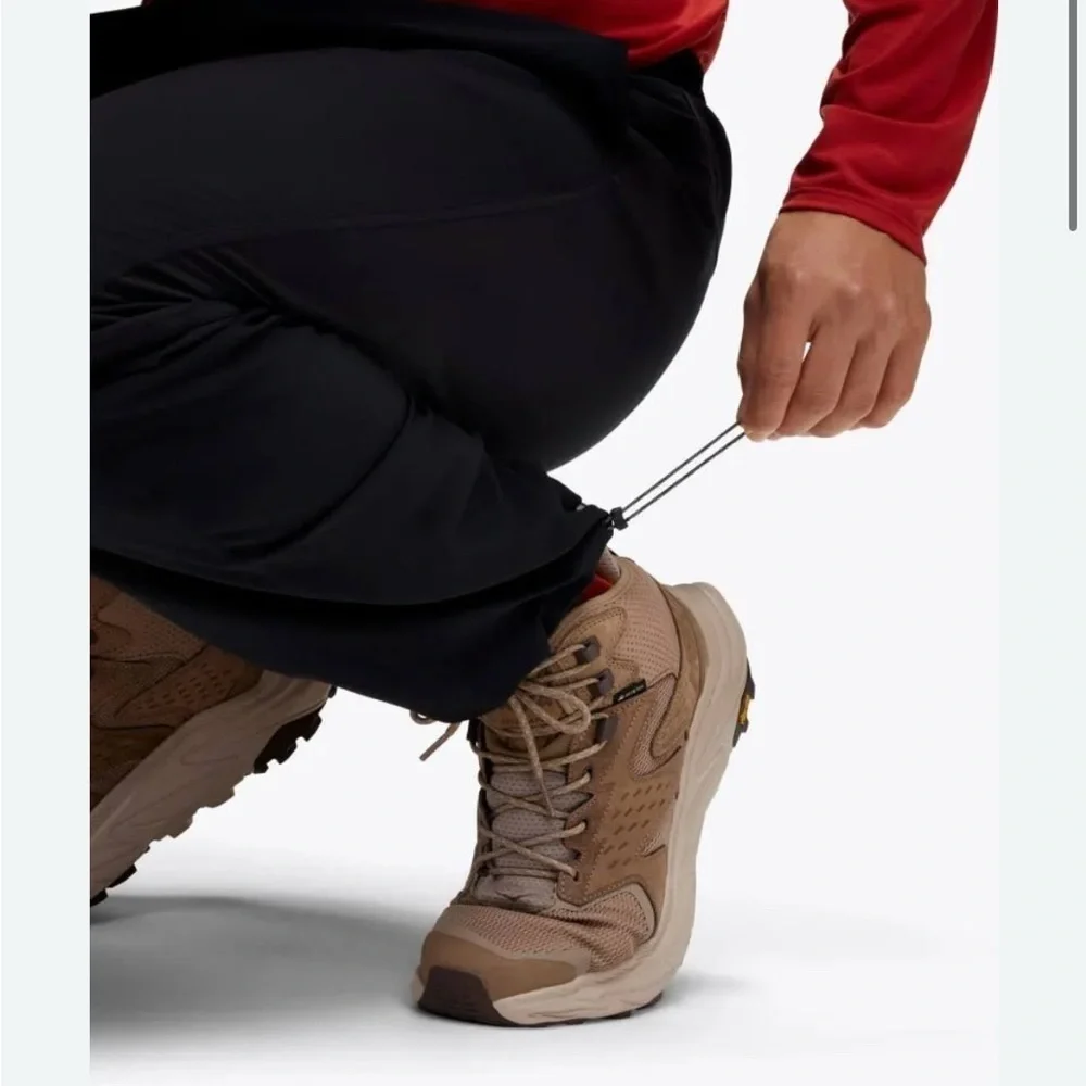 HOKA active woven pants